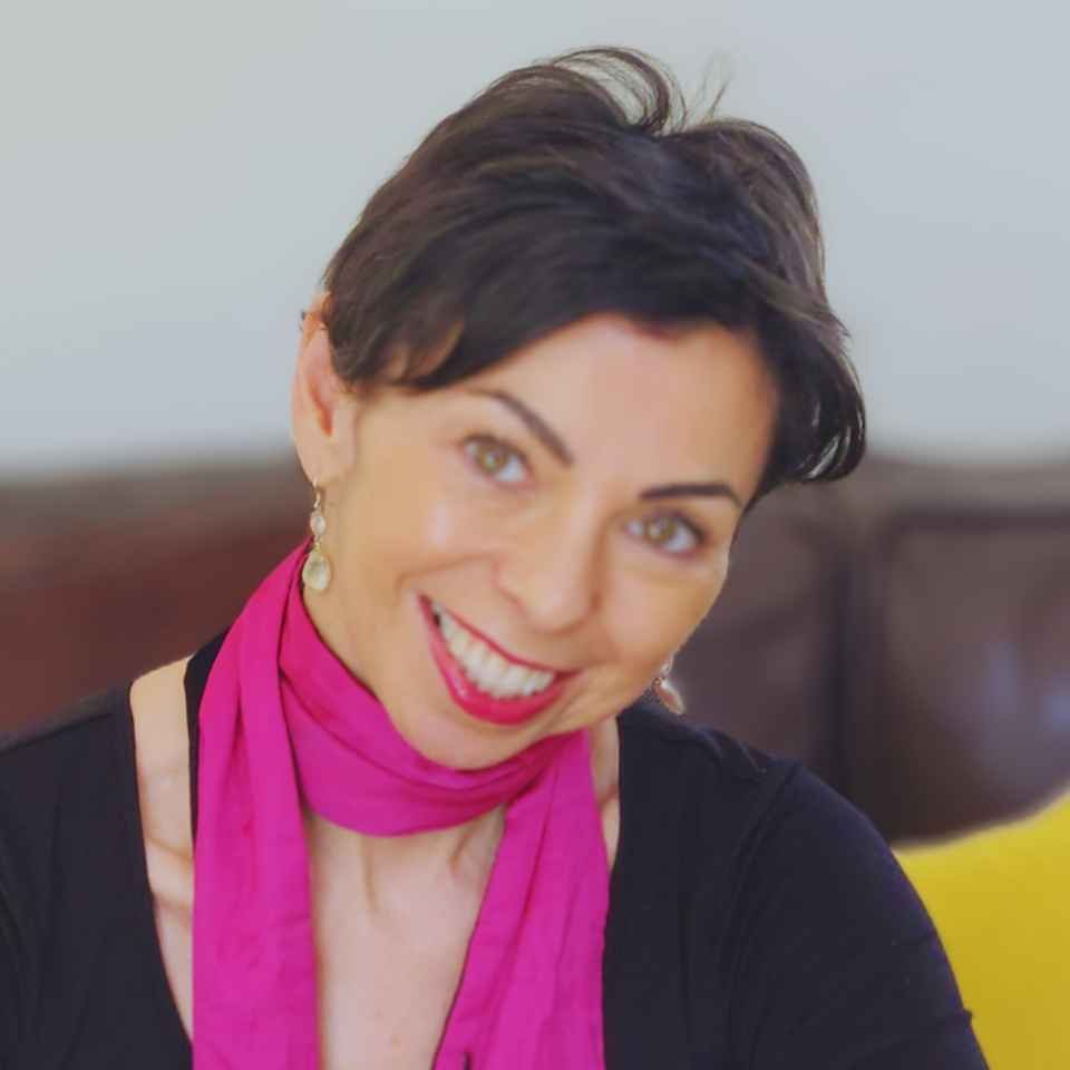 Melanie Ross